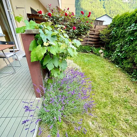 Apartment Sunny-nest, Garden Leukerbad