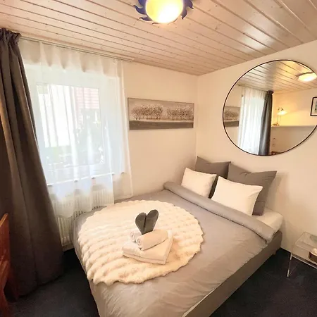 Sunny-nest, Garden * لوكباد