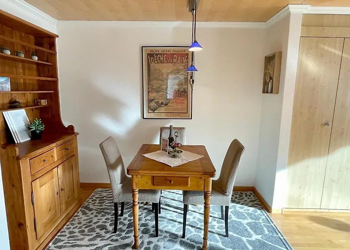 Sunny-nest, Garden * 洛伊克巴德