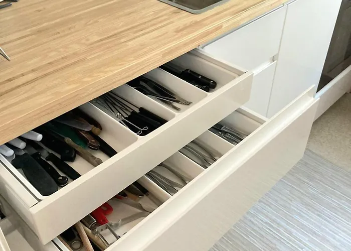 Sunny-nest, Garden Apartman