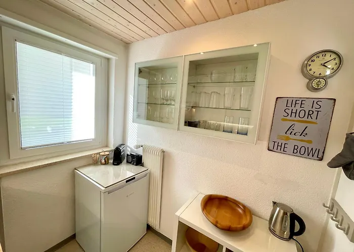 Sunny-nest, Garden Apartman *